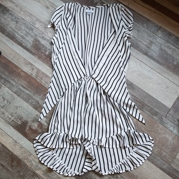 Tobi Pants - Tobi plunge romper black white small